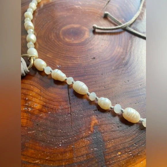 Natural Freshwater Pearl Necklace - Picture 6 of 12